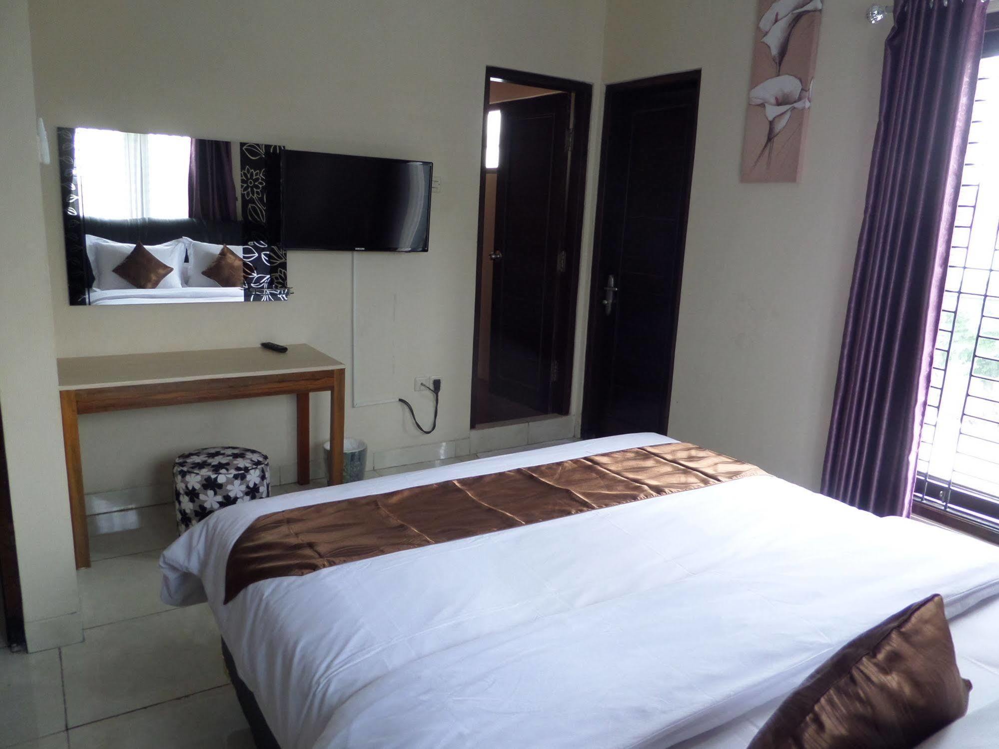 Griya Nendra Hotel Melati Exterior photo