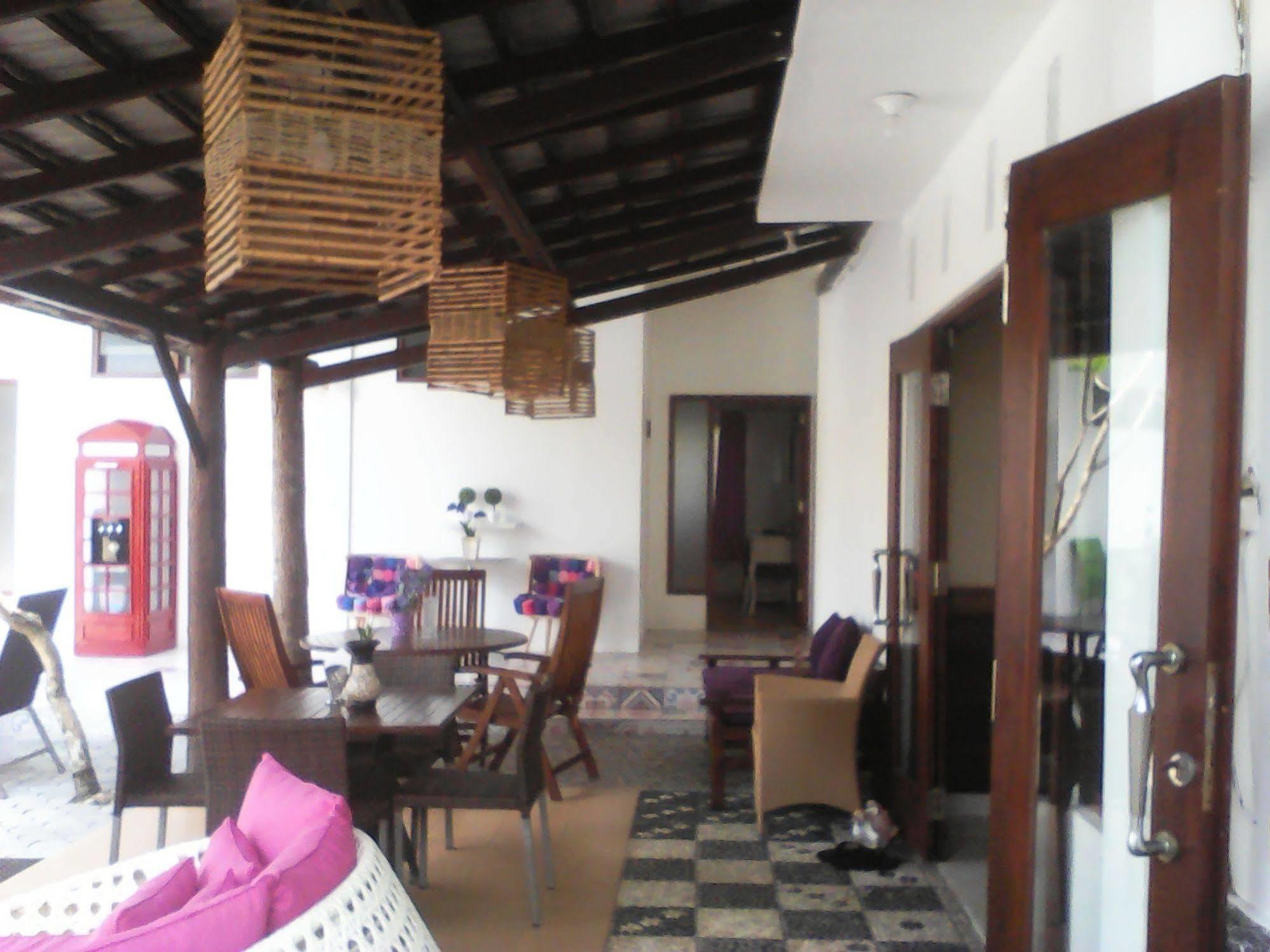 Griya Nendra Hotel Melati Exterior photo